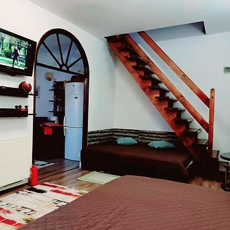 Lovely Central Apartment Braşov Exterior foto