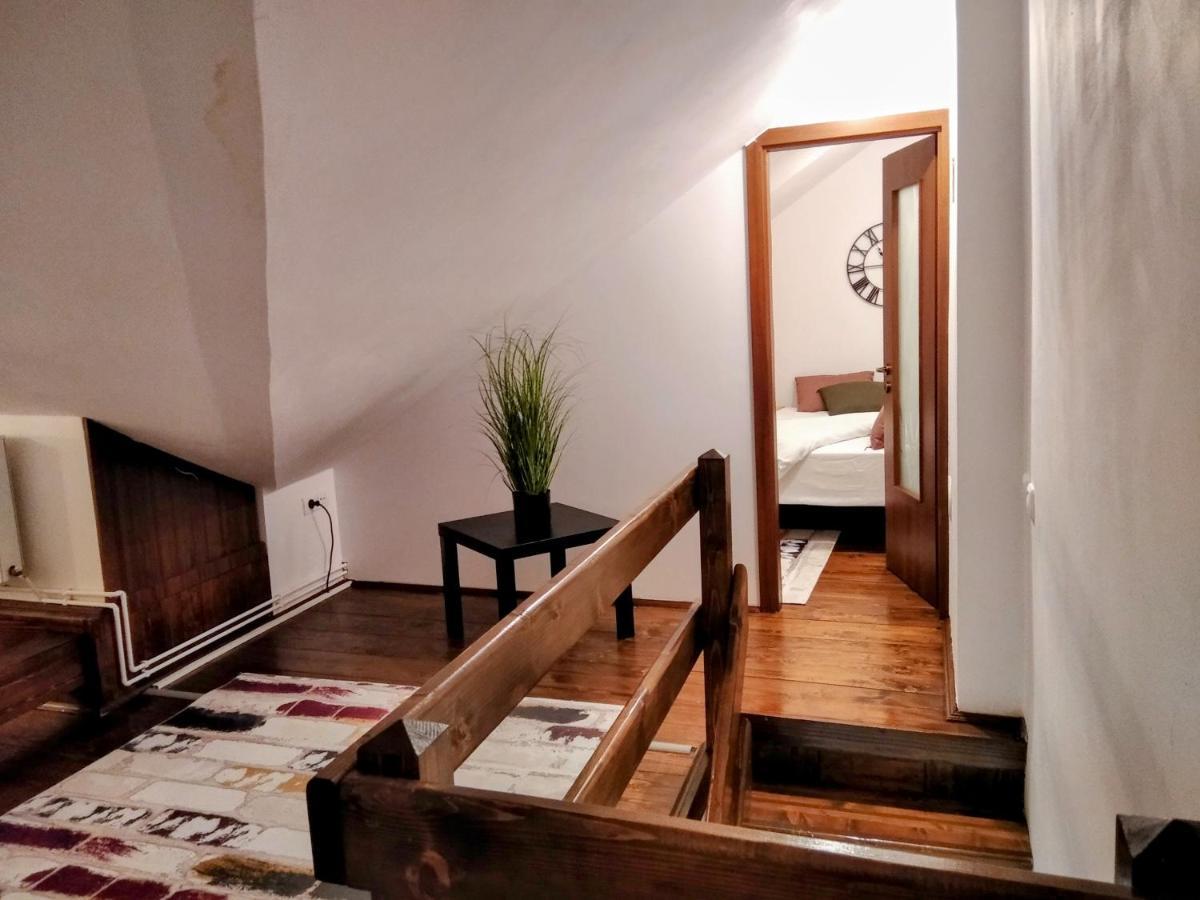 Lovely Central Apartment Braşov Exterior foto