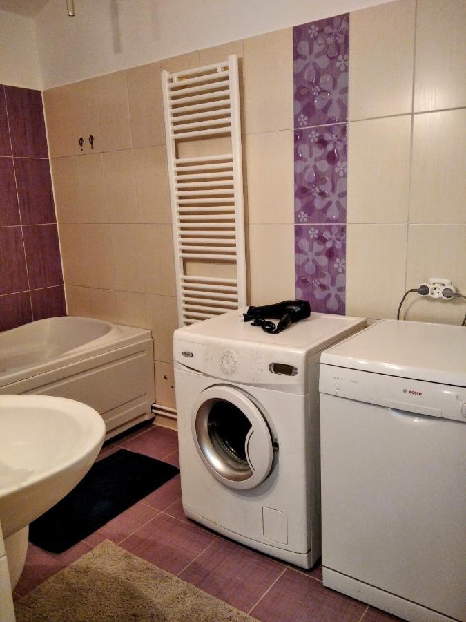 Lovely Central Apartment Braşov Exterior foto